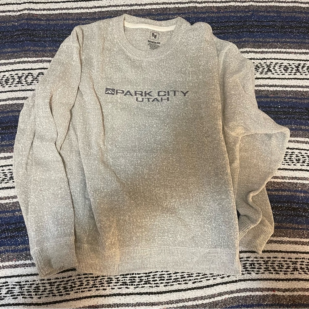 NWOT Park City crewneck